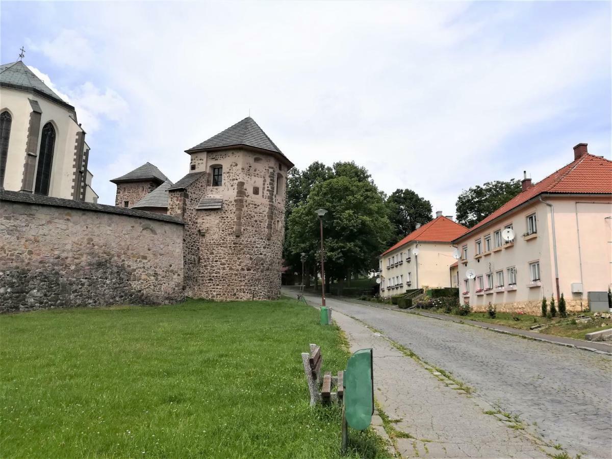 Pod Zamkom Kremnica Exterior photo